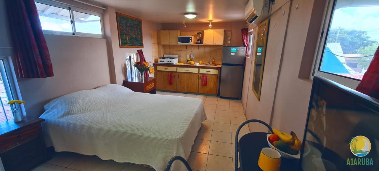 A1 Apartments Aruba Oranjestad Eksteriør billede