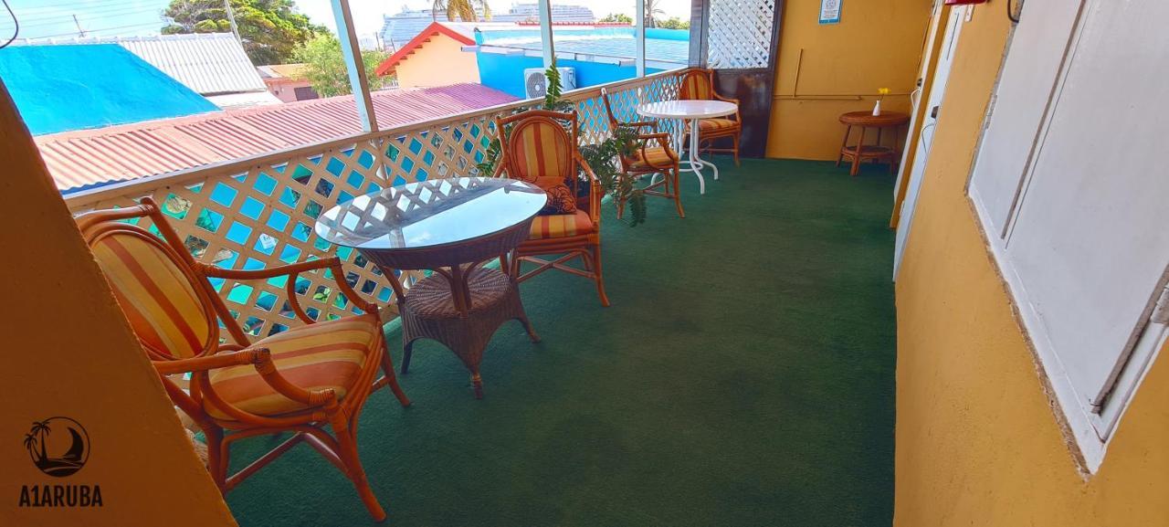 A1 Apartments Aruba Oranjestad Eksteriør billede